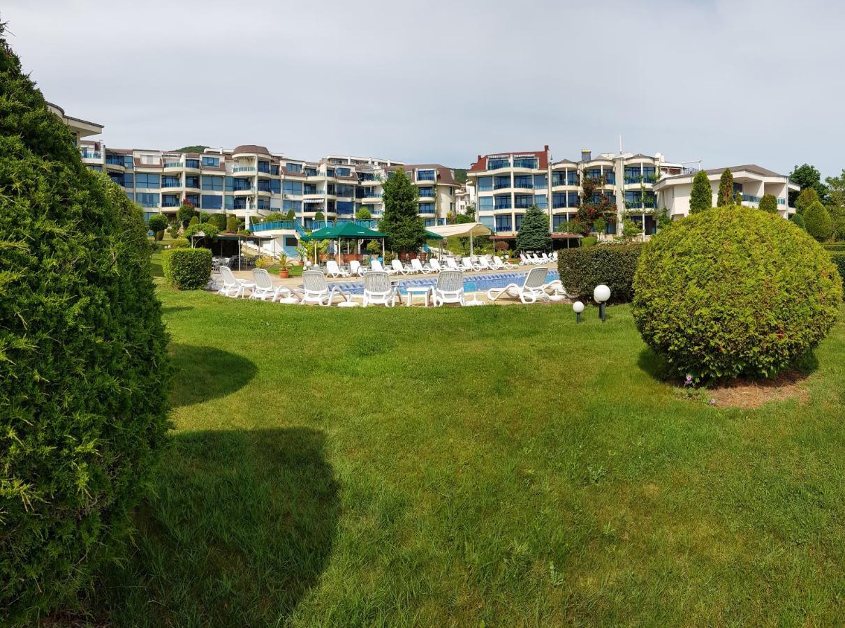 Riviera Complex 6 Hotel Sveti Vlas Eksteriør billede
